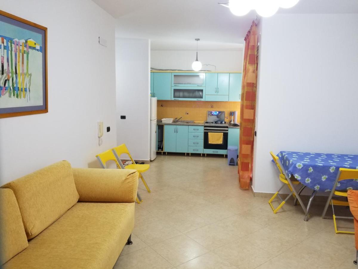 Dea Apartment Дуррес Екстер'єр фото